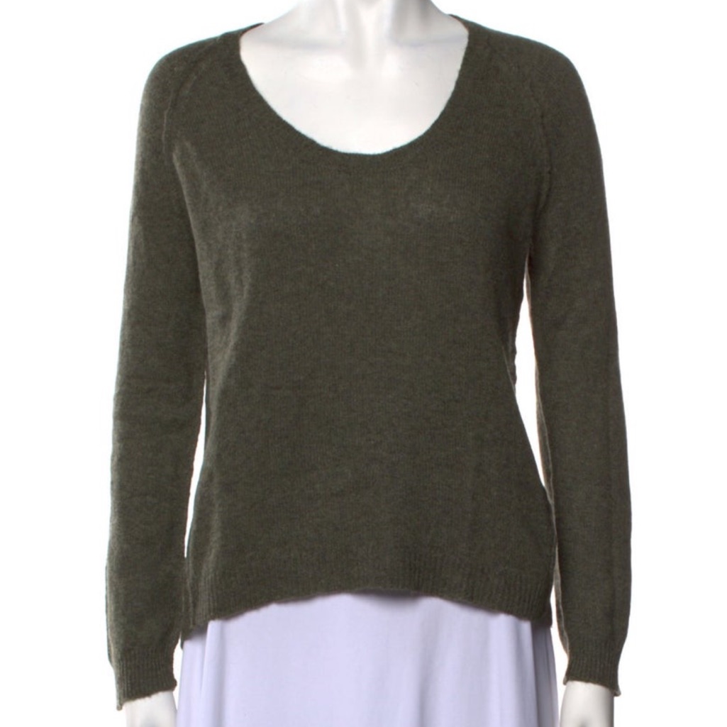 Nili Lotan 100% Cashmere Scoop Neck Sweater